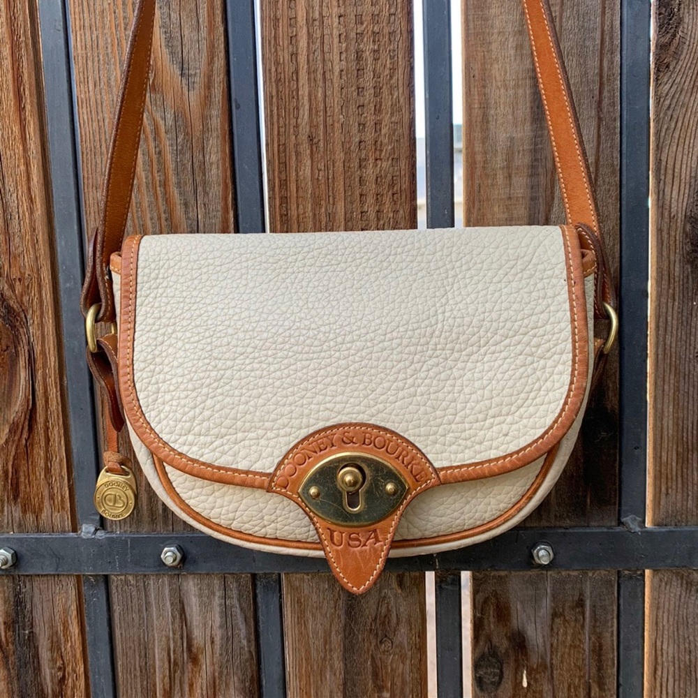Vintage Dooney and Bourke AWL crossbody